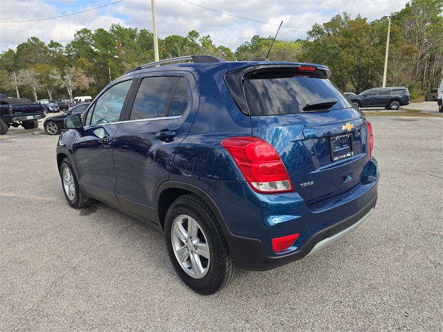 2020 Chevrolet Trax LT photo 3