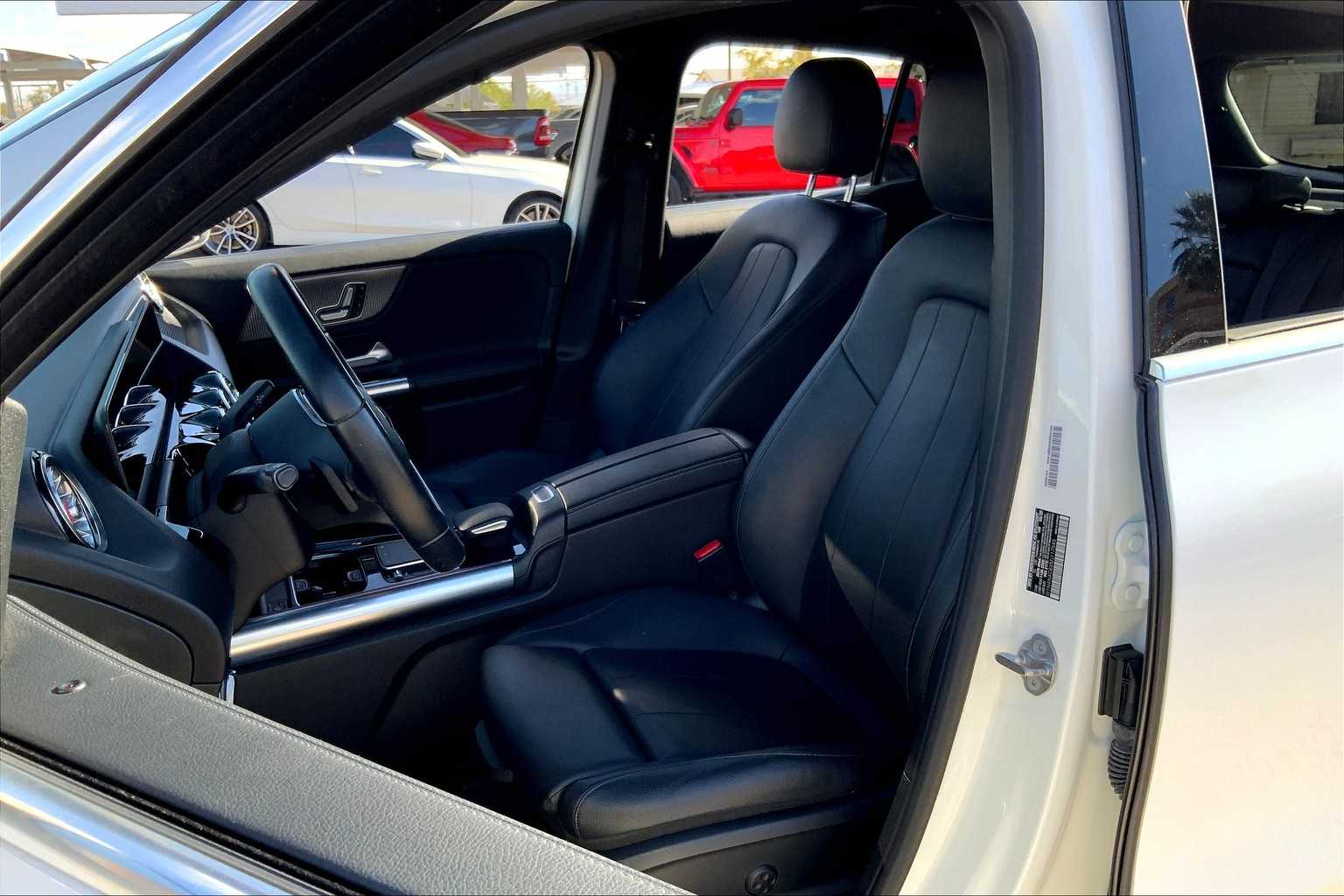 2021 Mercedes Benz GLA 250 photo 7