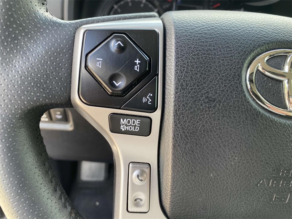 2024 Toyota 4Runner SR5 photo 25