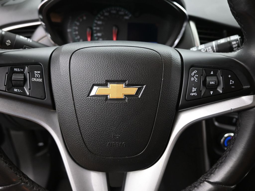 2019 Chevrolet Trax LT photo 11