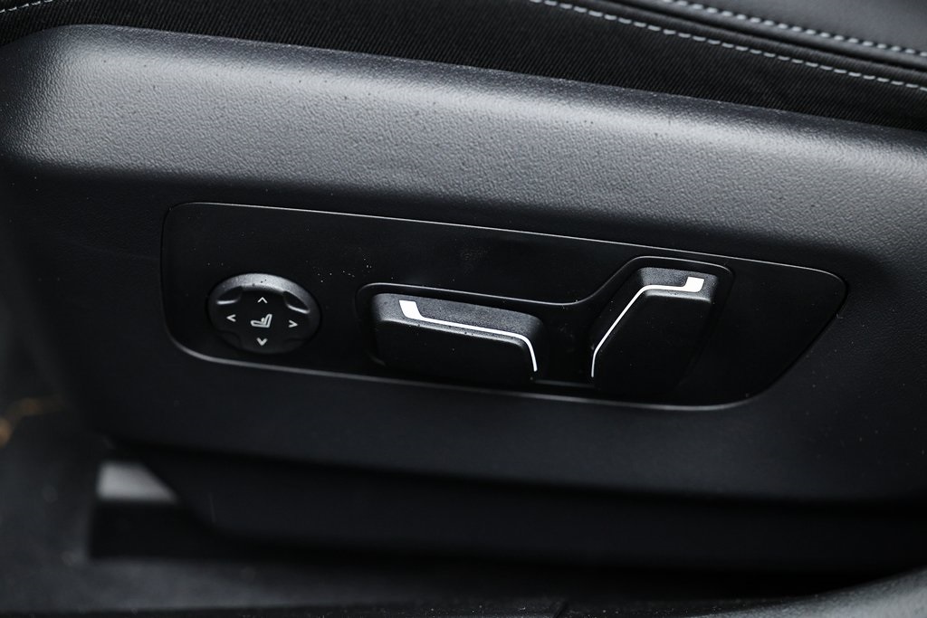 2026 Bmw 550e xDrive photo 21