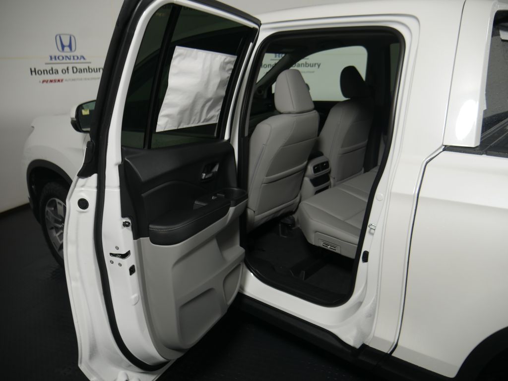 2025 Honda Ridgeline RTL photo 7