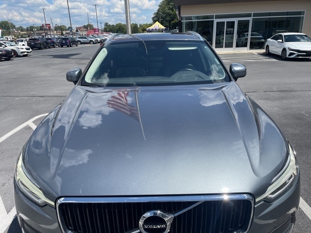 2019 Volvo XC60 T6 Momentum photo 7
