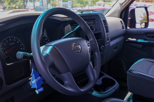 2016 Nissan NV3500 photo 12