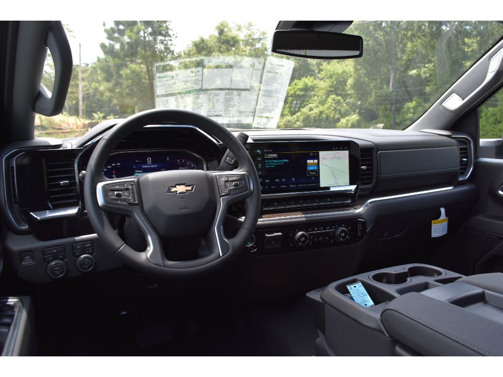 2025 Chevrolet Silverado 2500HD LT photo 14
