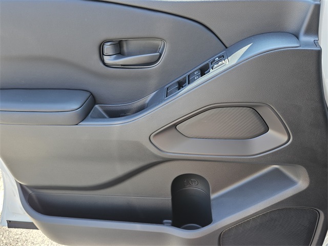2026 Nissan Frontier S photo 23