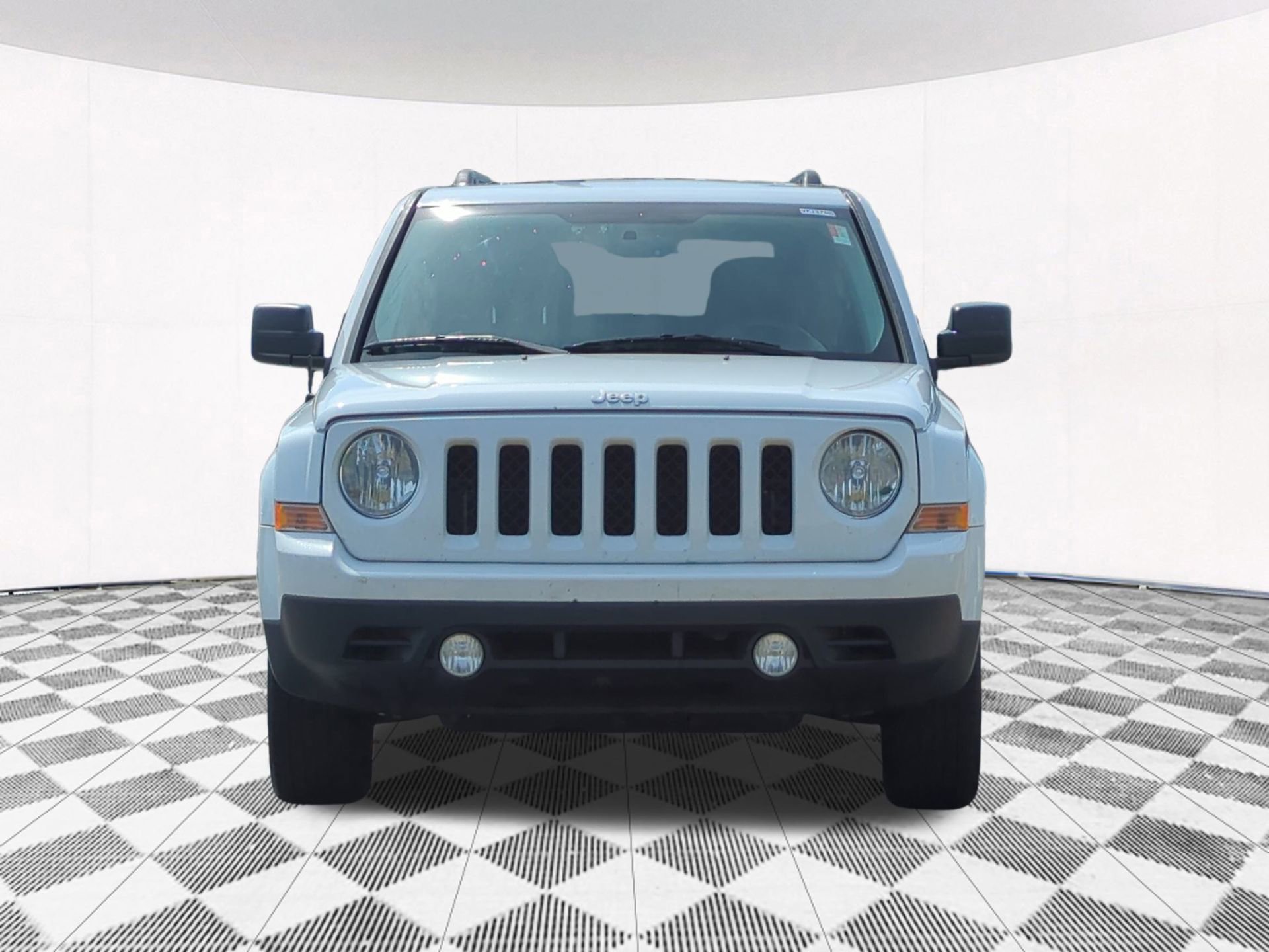 2015 Jeep Patriot High Altitude Altitude Edition photo 4