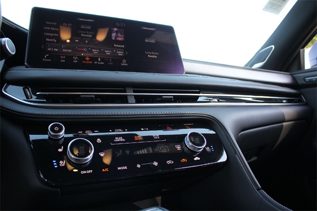 2025 Infiniti QX60 Autograph photo 14