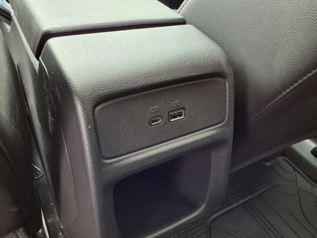 2025 Chevrolet Trax photo 12