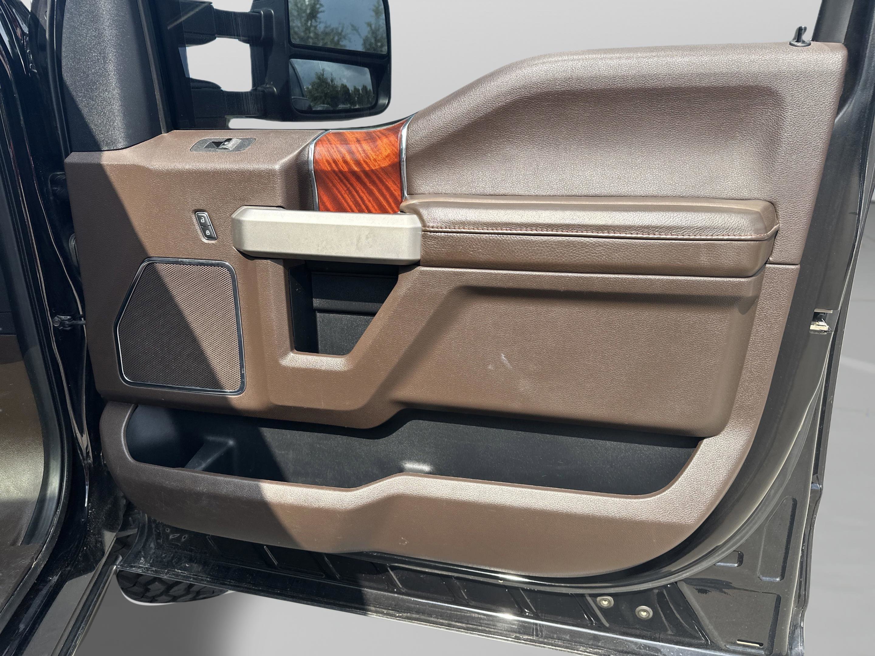2021 Ford F-250 King Ranch photo 9