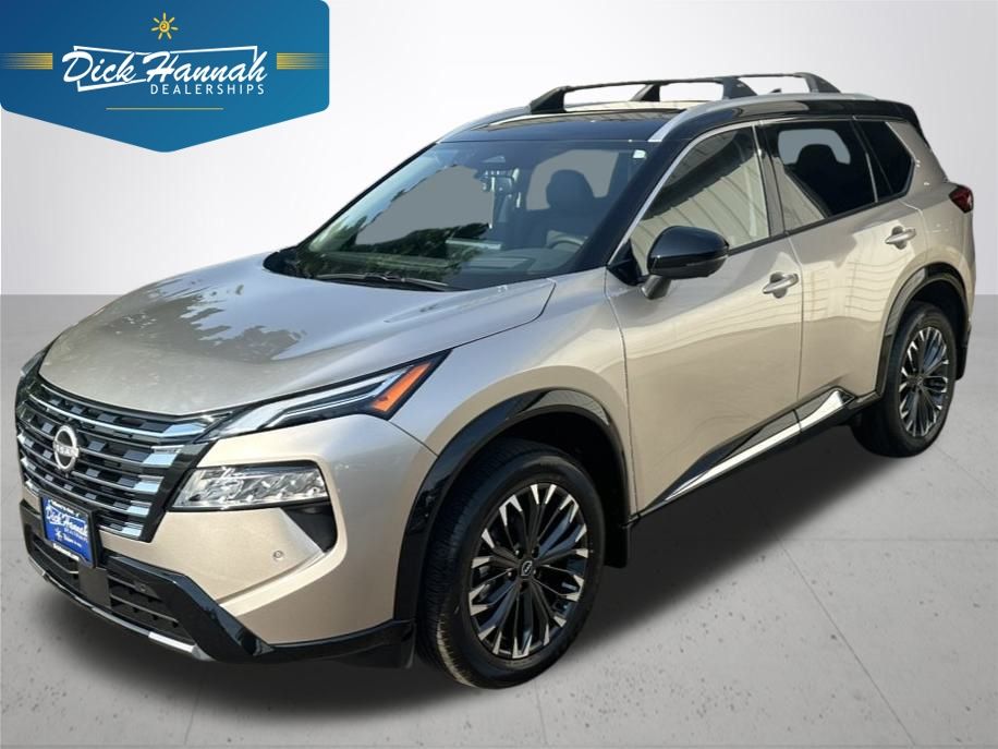 2026 Nissan Rogue Platinum's photo