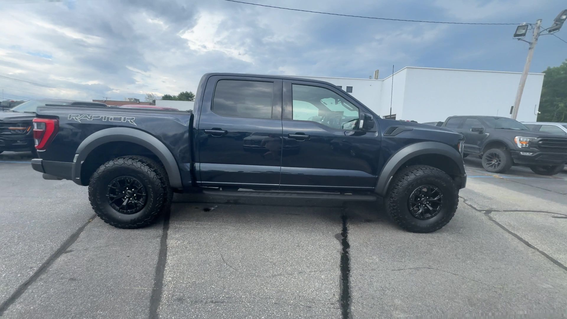 2023 Ford F-150 Raptor photo 20