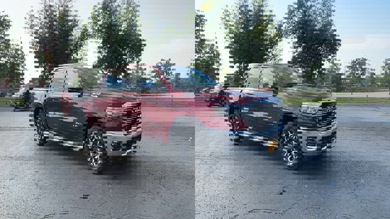 2025 Ram 1500 Laramie photo 2