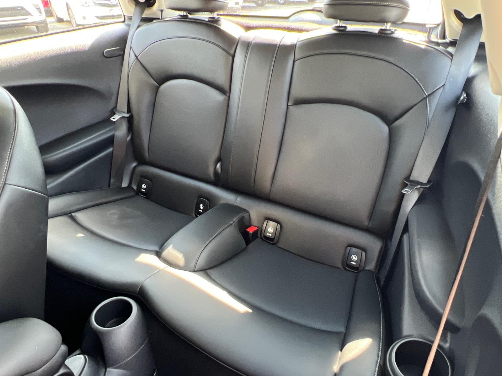 2021 Mini Cooper 2 Door Hardtop Oxford Edition photo 14