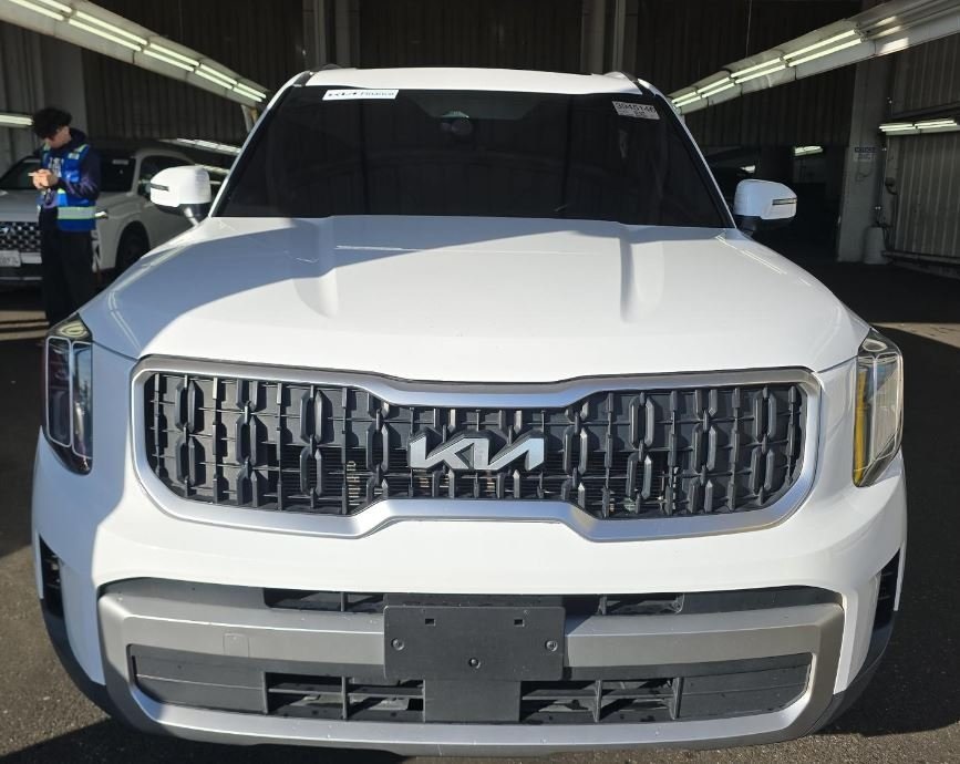 Used 2023 Kia Telluride EX with VIN 5XYP3DGC0PG364114 for sale in Kansas City