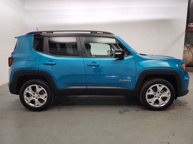 2022 Jeep Renegade Limited photo 4
