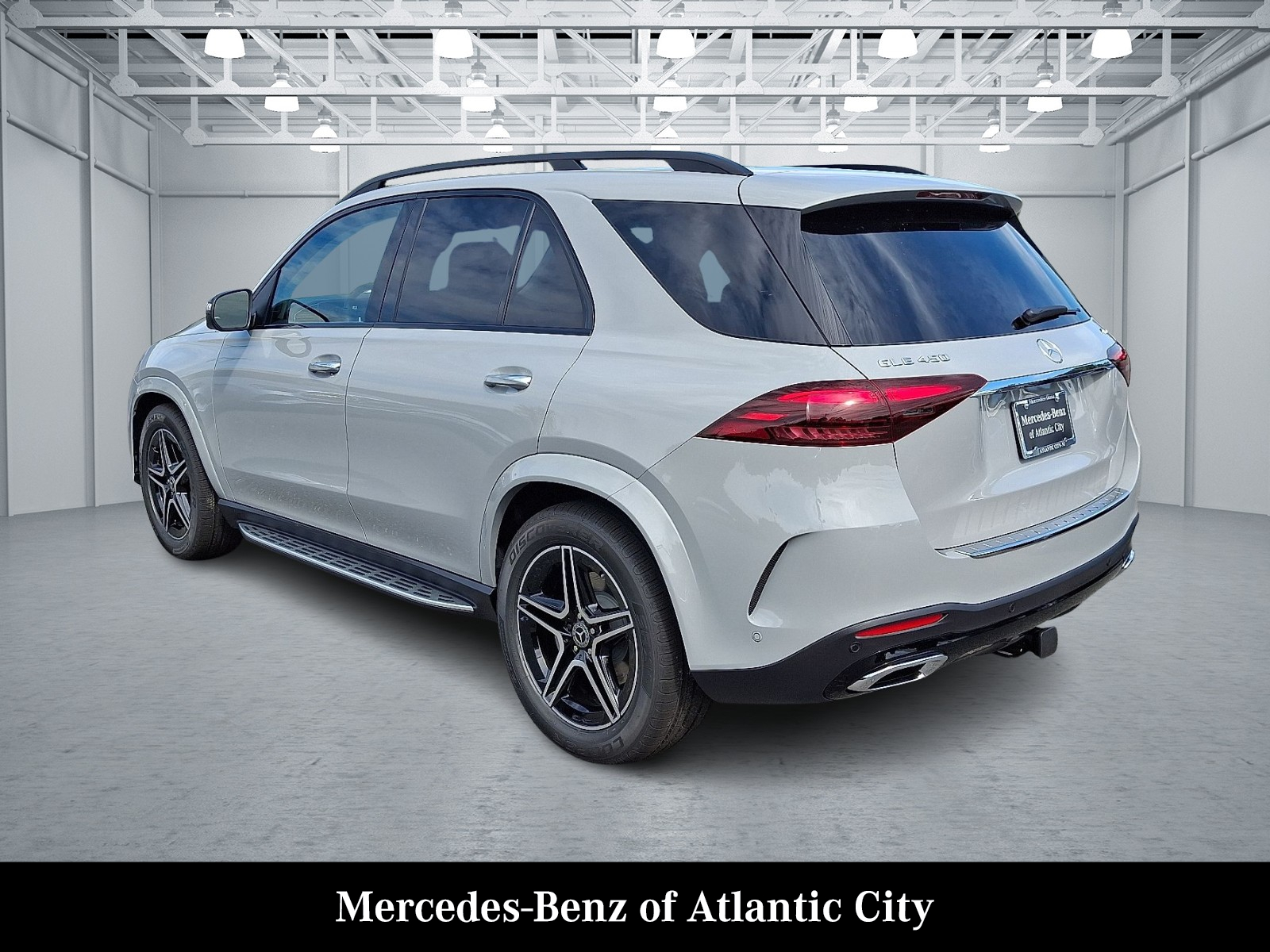 2026 Mercedes Benz GLE 450 4MATIC photo 3