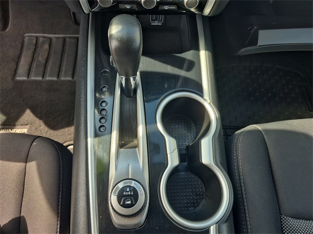 2020 Nissan Pathfinder SV photo 21