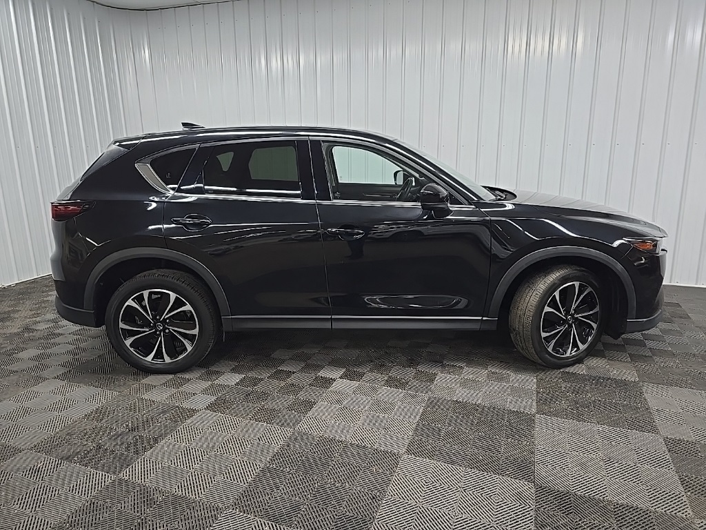 2022 Mazda CX-5 2.5 S Premium photo 2