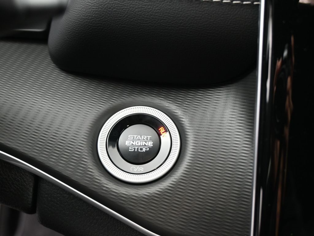 2025 Jeep Grand Cherokee Altitude X photo 3