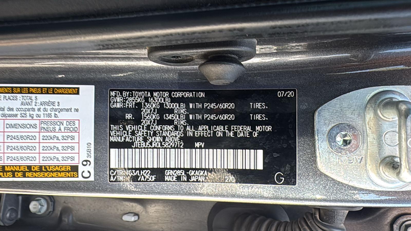 2020 Toyota 4Runner Nightshade Edition photo 17