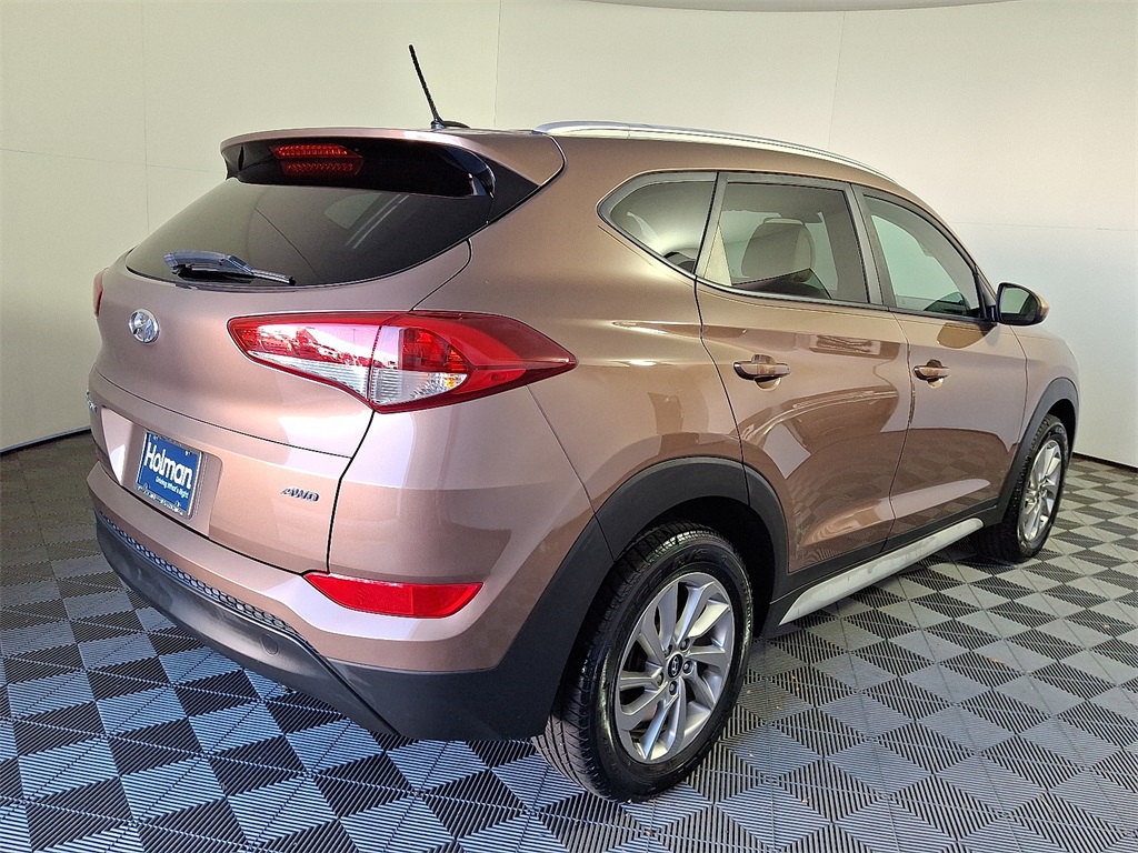 2017 Hyundai Tucson SE photo 4