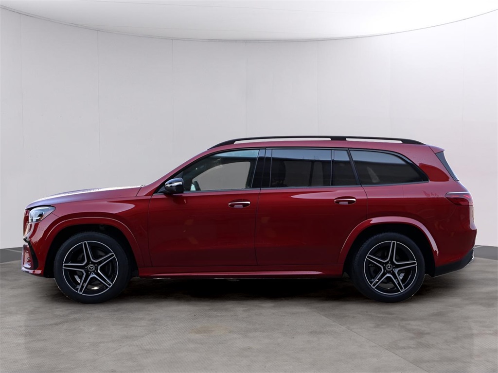 2025 Mercedes Benz GLS 450 4MATIC photo 2