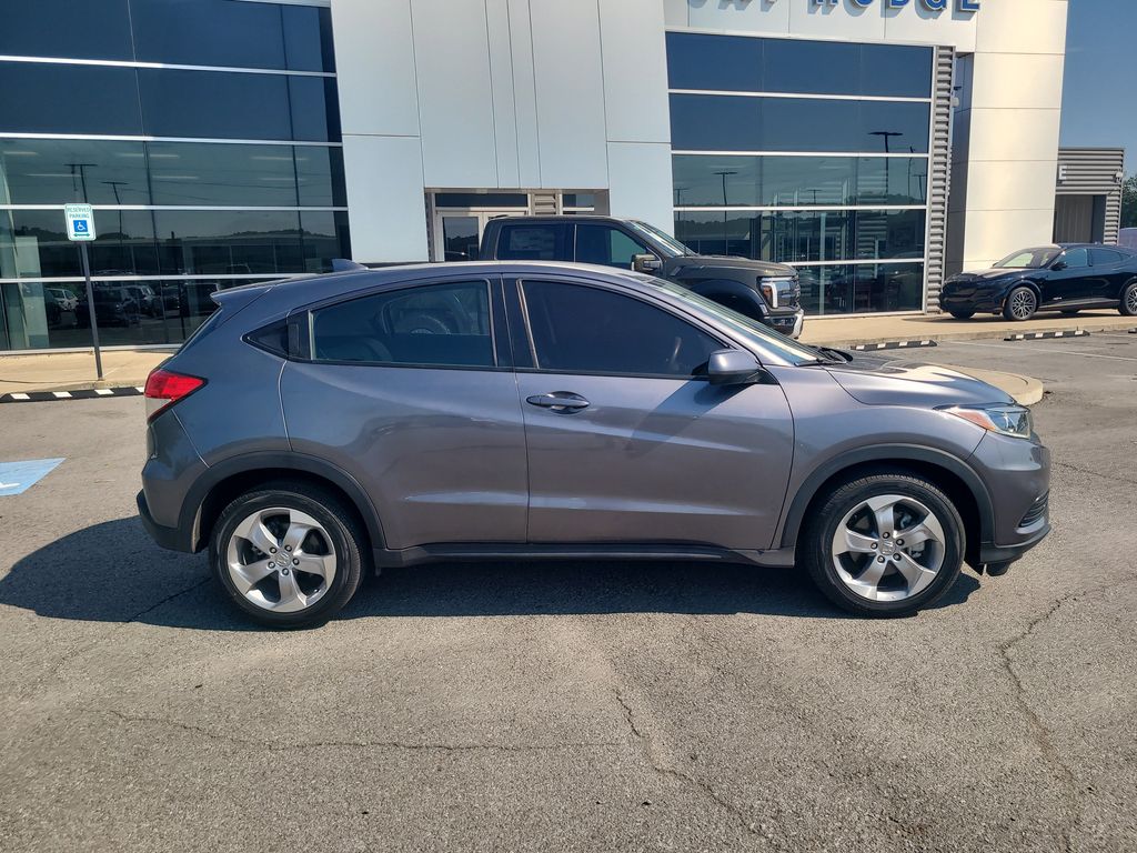 2021 Honda HR-V LX photo 2