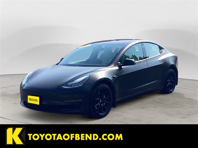 Used 2018 Tesla Model 3 Long Range Dual Motor with VIN 5YJ3E1EB5JF128042 for sale in Bend, OR