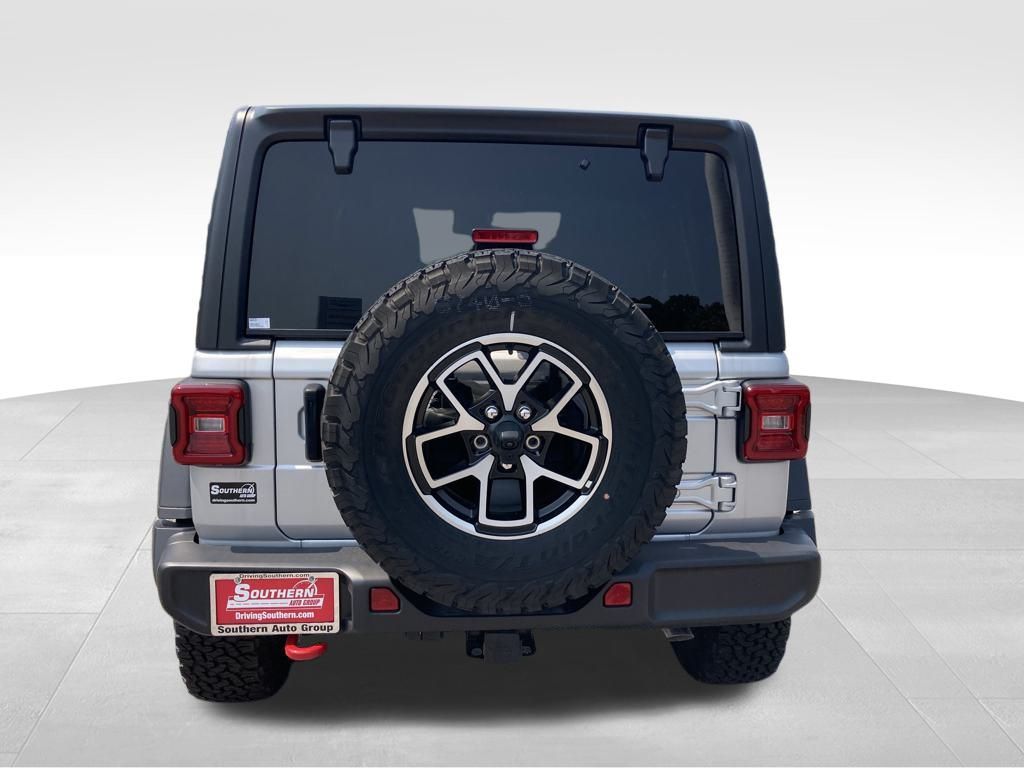 2024 Jeep Wrangler Rubicon photo 4