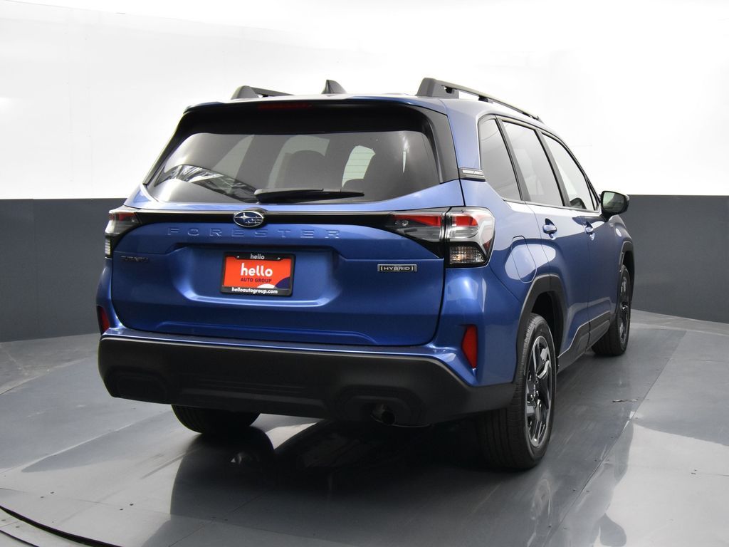 2025 Subaru Forester Premium photo 26