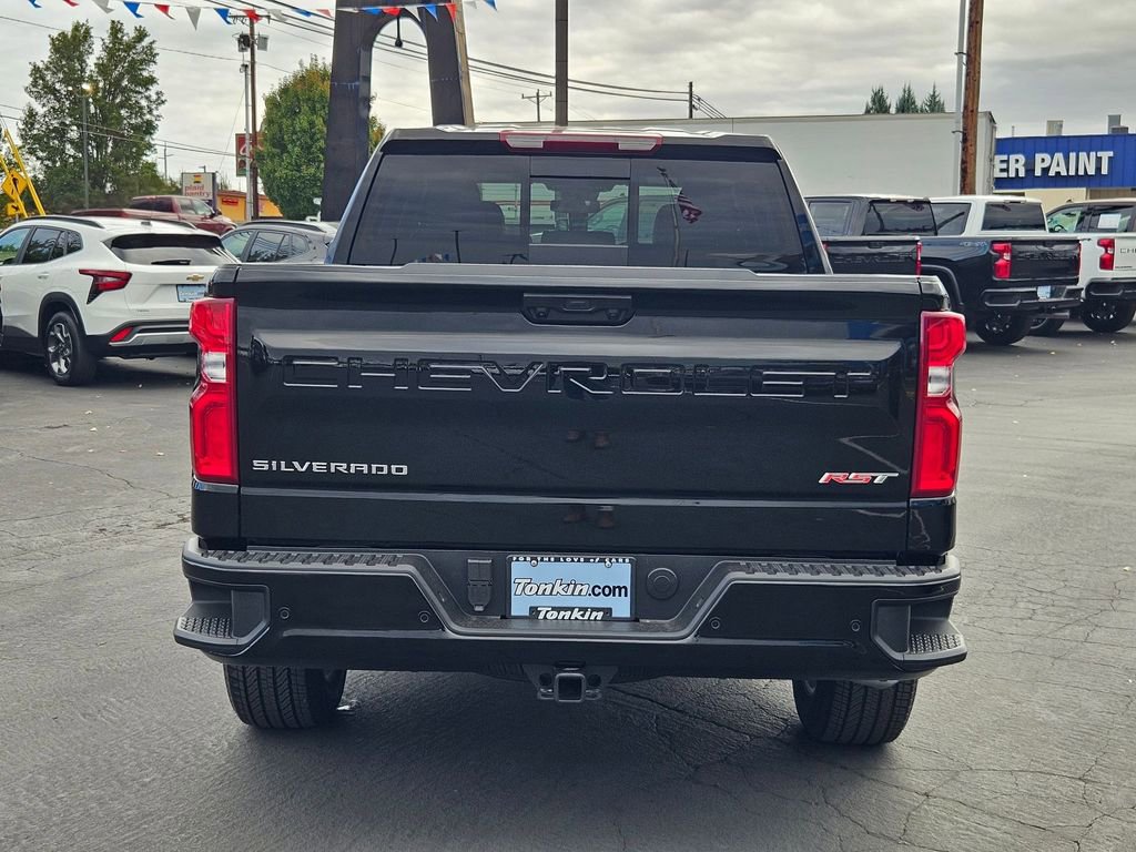 2026 Chevrolet Silverado 1500 RST photo 4