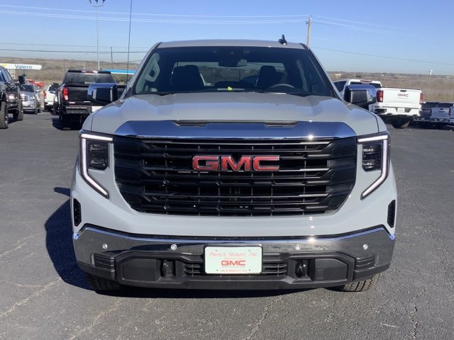 2025 Gmc Sierra 1500 Pro photo 2