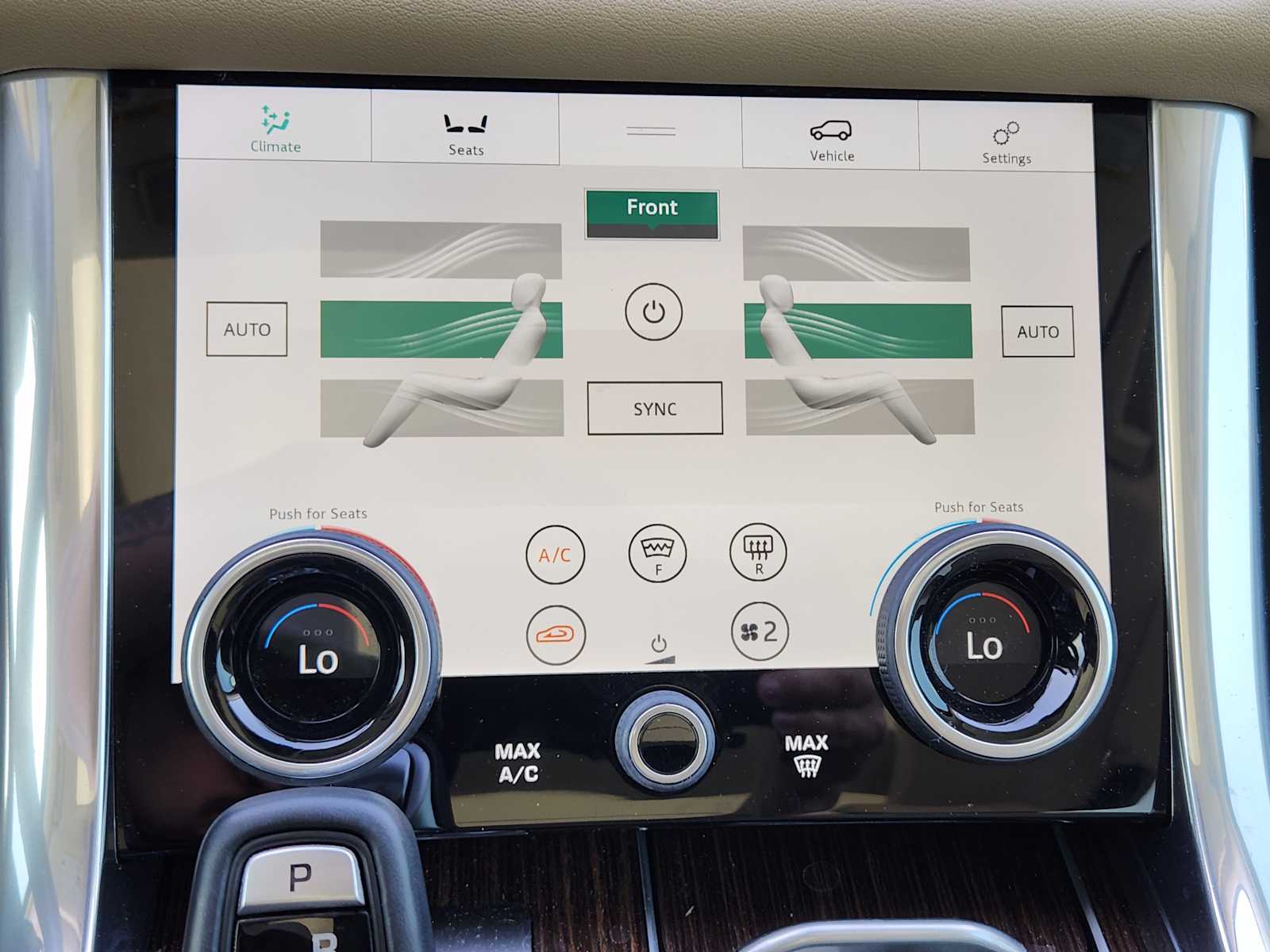 2019 Land Rover Range Rover Sport HSE photo 16