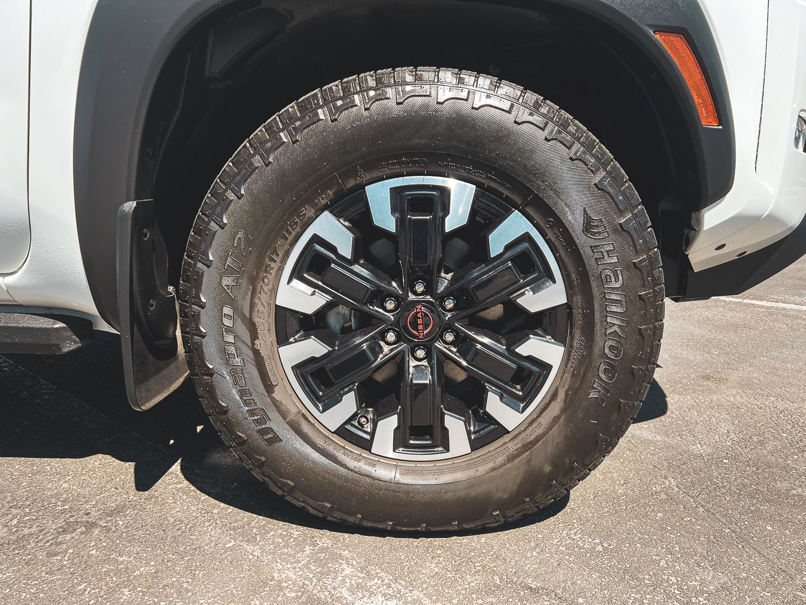 2024 Nissan Frontier PRO-4X photo 4
