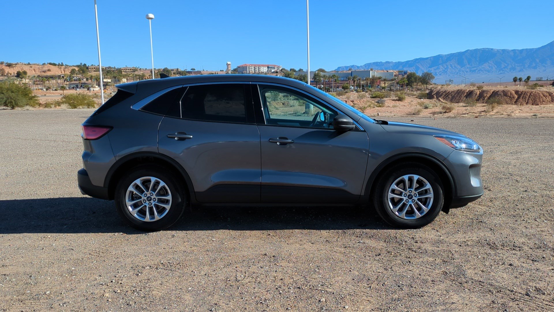 Certified 2022 Ford Escape SE with VIN 1FMCU0G63NUB43239 for sale in Mesquite, NV