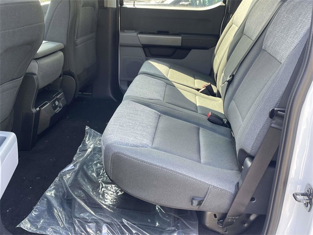 2026 Ford F-250 photo 2