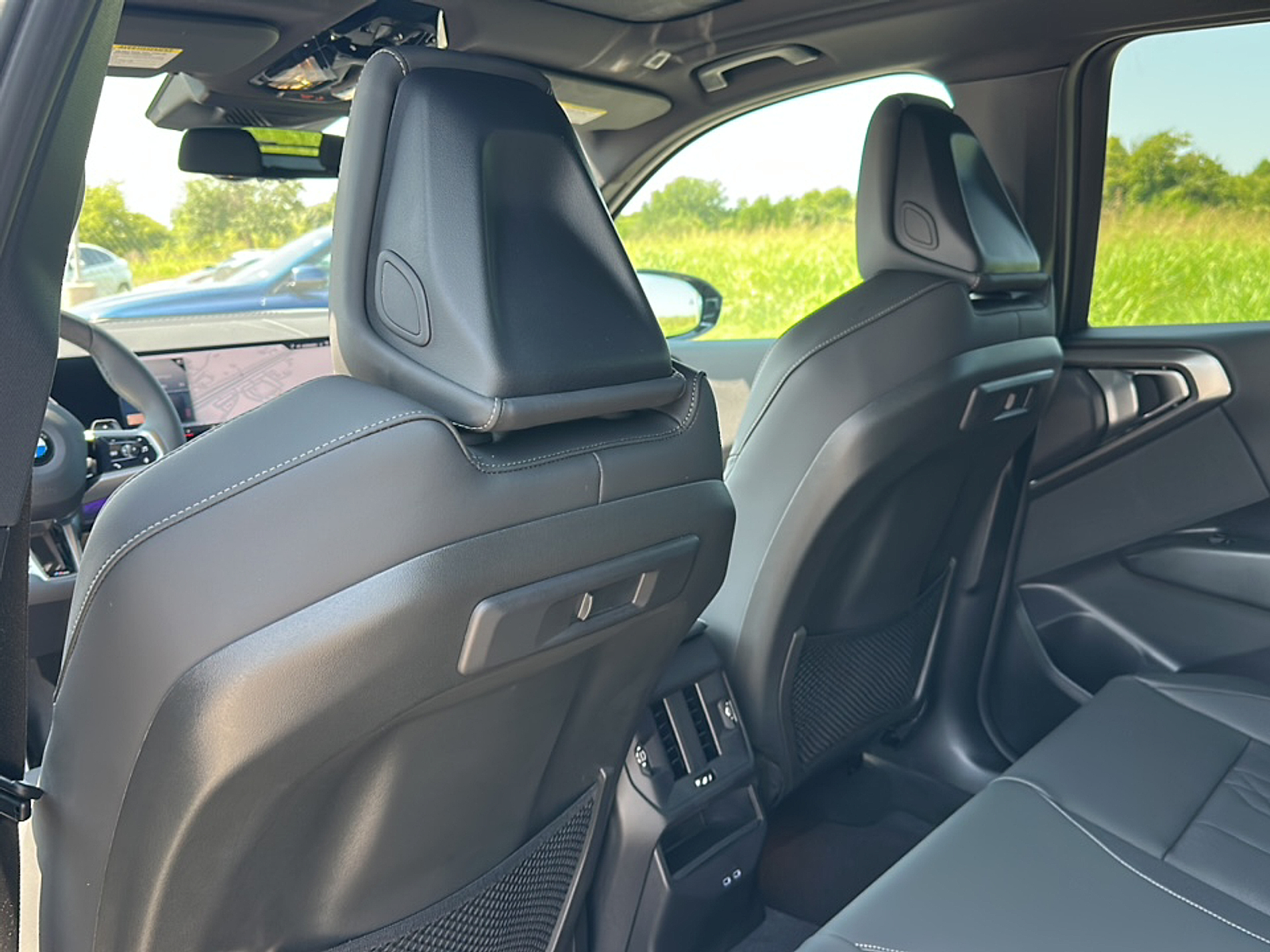 2026 Bmw X3 photo 3