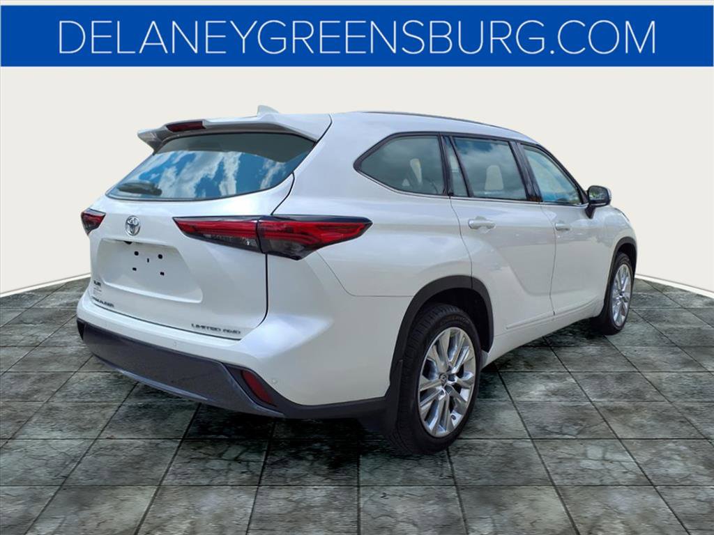 2021 Toyota Highlander Limited photo 3