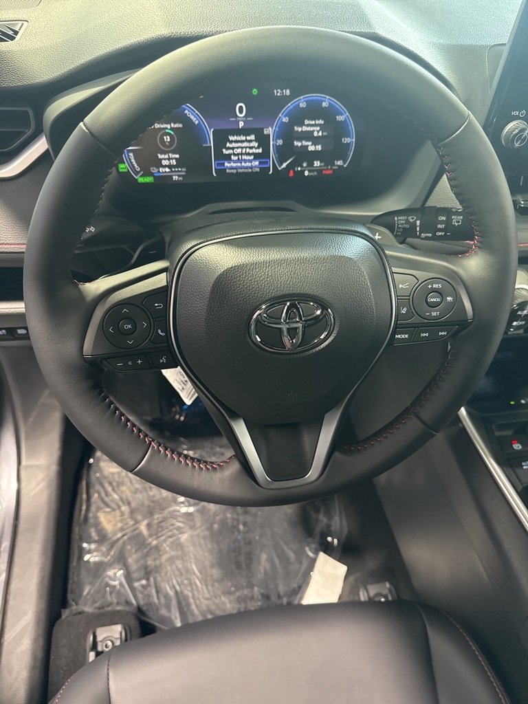 2025 Toyota RAV4 Hybrid XSE photo 31