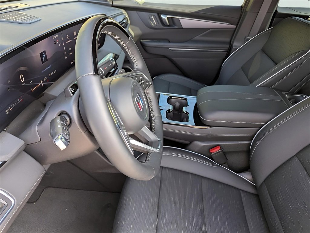 2025 Buick Enclave Sport Touring photo 7