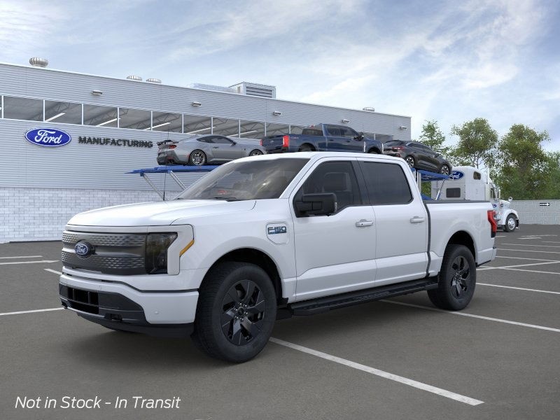 2025 Ford F-150 Lightning photo 2