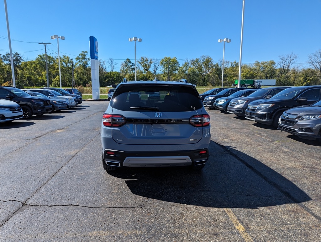 2025 Honda Pilot Touring photo 3