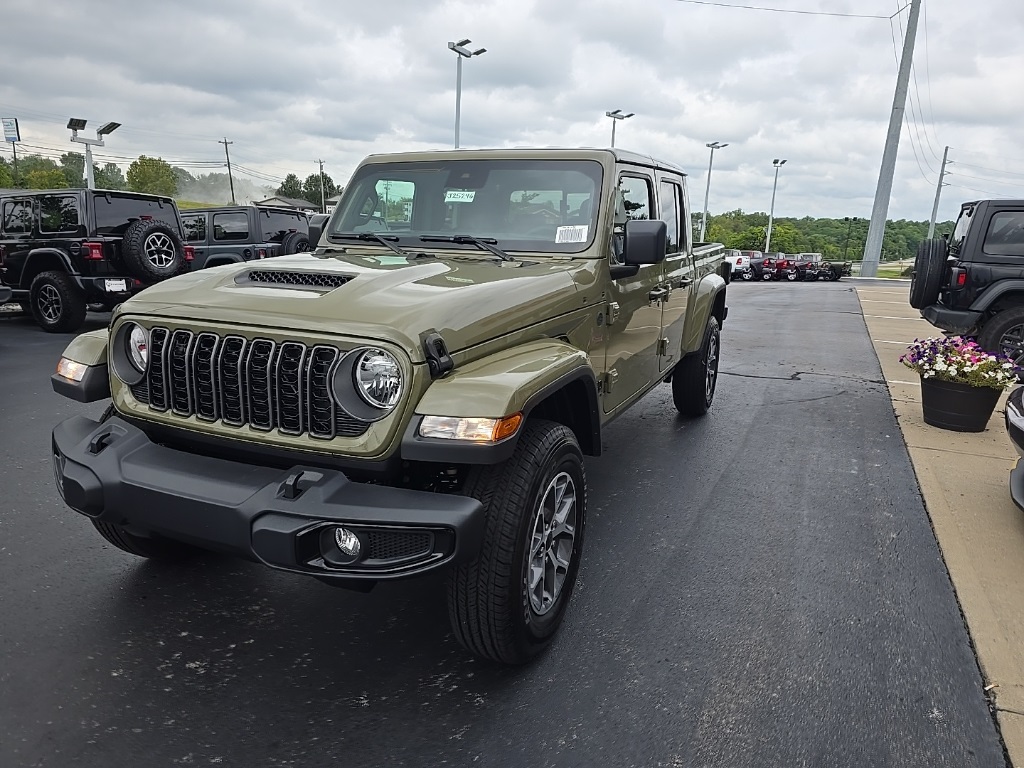 2025 Jeep Gladiator Sport S photo 2