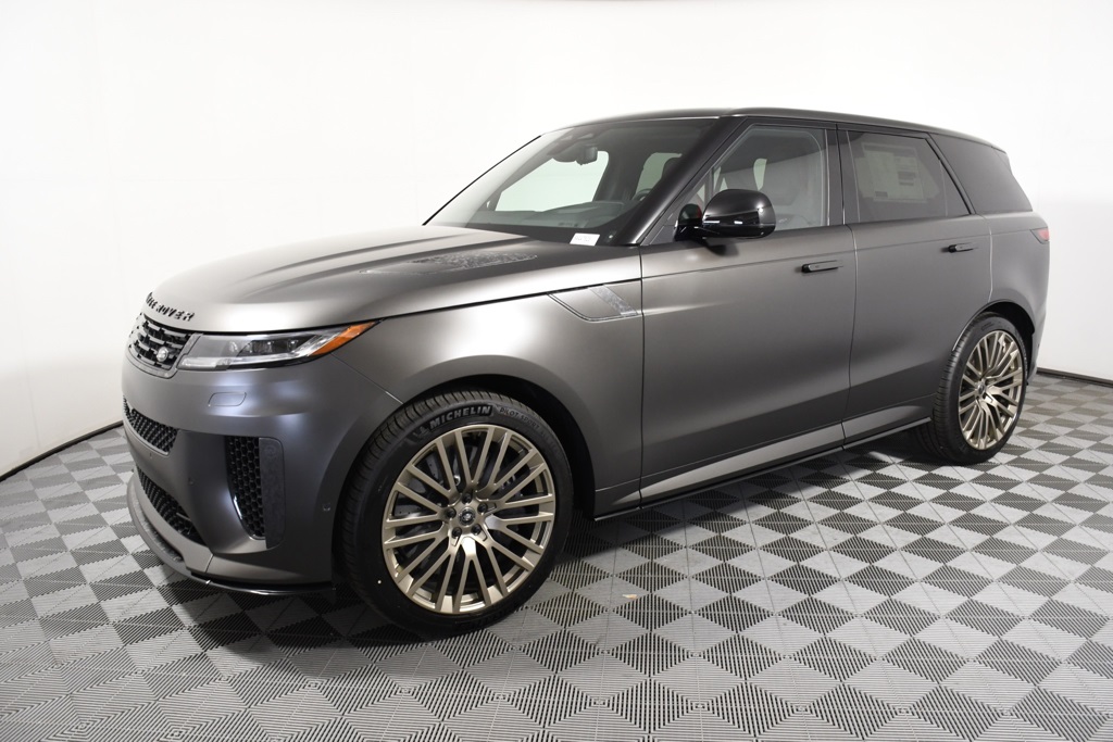 2025 Land Rover Range Rover Sport photo 2