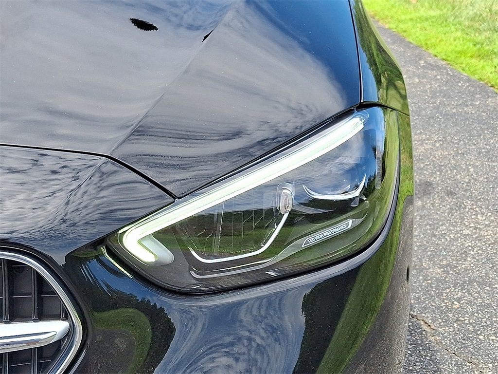 2025 Mercedes Benz C 300 4MATIC Sedan photo 6