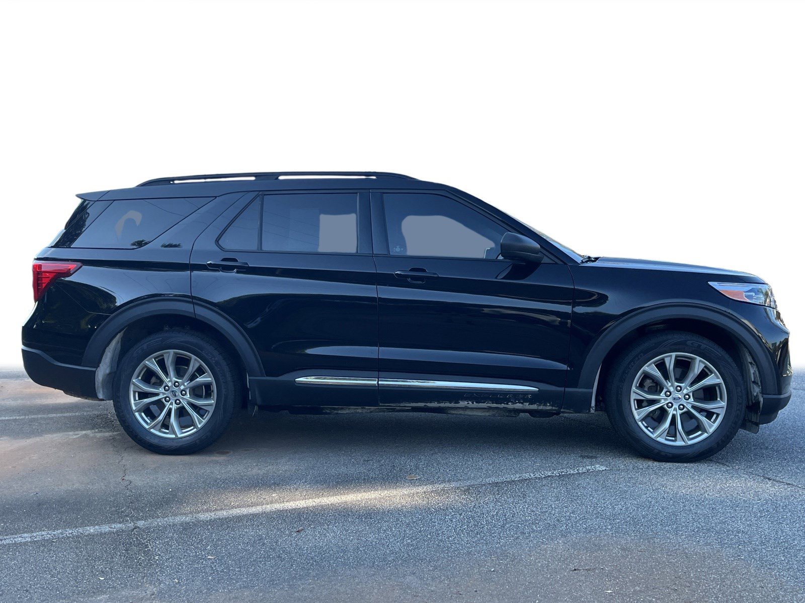 2021 Ford Explorer XLT photo 17