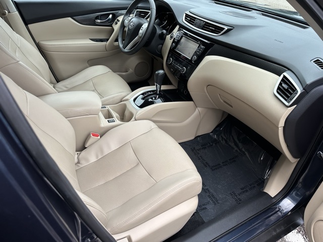 2016 Nissan Rogue SL photo 20