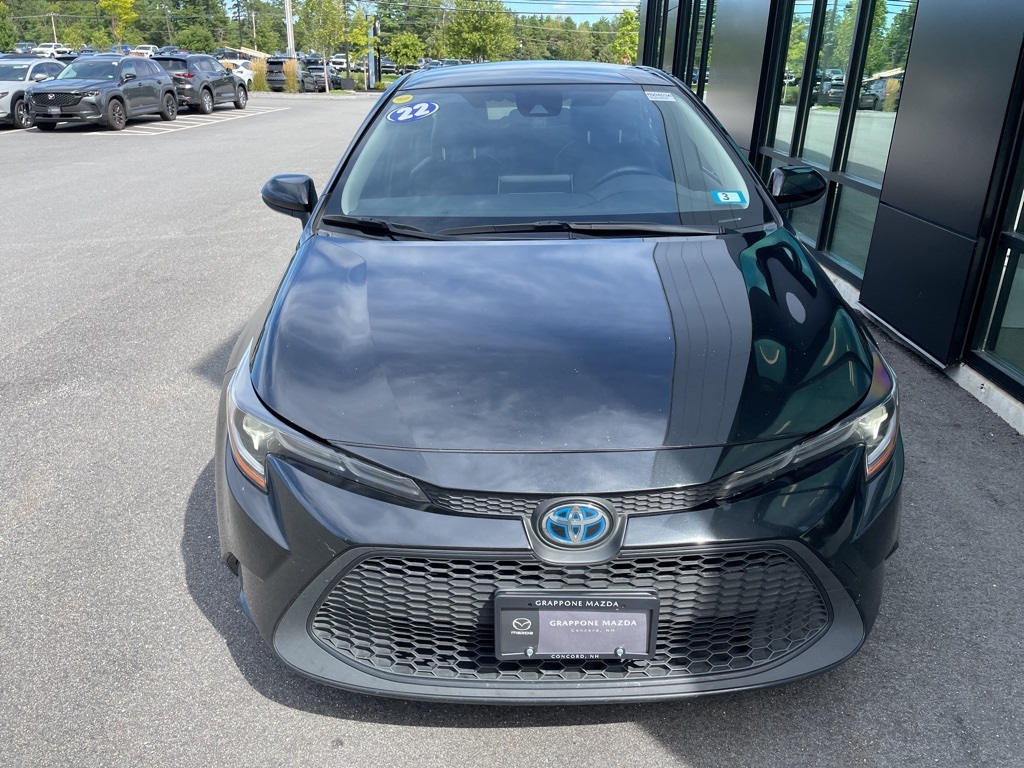 2022 Toyota Corolla Hybrid LE photo 2