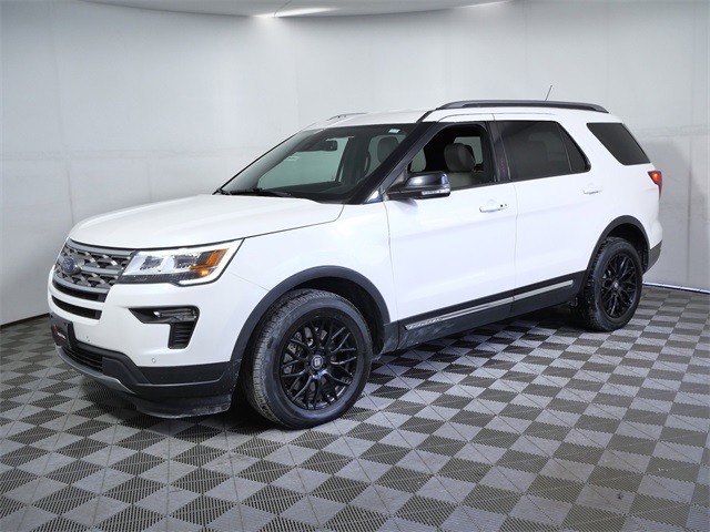 2018 Ford Explorer XLT photo 4
